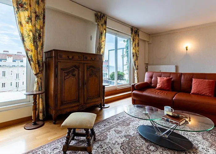 Le Darcy - Balcon - Centre - 2bdr 2br Apartment *