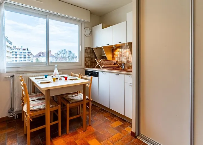 Le Darcy - Balcon - Centre - 2bdr 2br Apartment Dijon